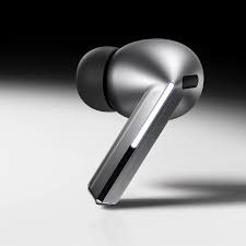 BUDS PRO 3 NEXT-LEVEL AUDIO EXPERIENCE